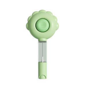 Peine de Masaje con <span class=keywords><strong>Spray</strong></span> Limpiador para Gatos, Recargable, Ecológico y Antipulgas, Eliminación de Pelo Flotante con un Solo Botón, Suministros de Aseo para Mascotas - Product Image 5