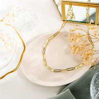 Collier personnalisé avec nom en acier inoxydable, personnalisation de 1 à 8 noms, collier à chaîne en forme de trombone, bijoux pour couple, famille, amitié