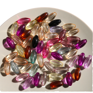 Perles de verre ovales géométriques multicolores, forme diamant 3D, tailles assorties, breloques en vrac, pour la création de bijoux faits main, colliers, bracelets et boîtes de rangement - Product Image 1