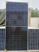 Panel Solar Bifacial Jinko Tiger3 615W de Celdas Divididas Tipo N PERC, Silicio Monocristalino para Modelo de Doble Vidrio, 23.18% de Eficiencia