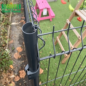 <span class=keywords><strong>El</strong></span> hogar al aire libre decorativo soldado con autógena alambre rígido de Metal de malla de curvado Panel 3D valla de jardín - Product Image 2