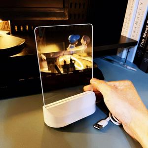 Lampe de nuit en acrylique vierge avec base USB ABS 5V 1A et stylo effaçable DIY - Product Image 1