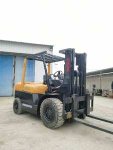 Chariot élévateur TCM 5 T d'occasion, moteur diesel à mât à 2 étages de 5 tonnes, faible durée, hauteur de levage de 3000mm, bien entretenu, prêt à fonctionner - Product Image 6