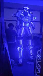 LED Robot Costume Led Vêtements Échasses Walker Costume LED Costume <span class=keywords><strong>Casque</strong></span> Laser Gants CO2 Gun Jet Machine - Product Image 4