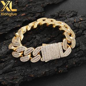 Hip Hop Iced Diamond Chunky Bracelet 18K Gold Plated Cuban Chain Women&<b>Men</b> Iced Out Bracelet - Product Image 3