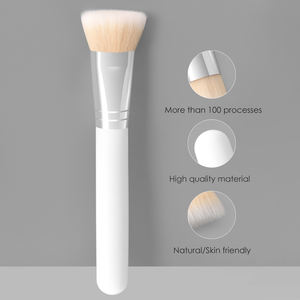 Pinceau de maquillage pour poudre libre professionnel <span class=keywords><strong>à</strong></span> <span class=keywords><strong>tête</strong></span> plate en forme d'éventail personnalisé blanc nouvel outil cosmétique unique en gros - Product Image 3