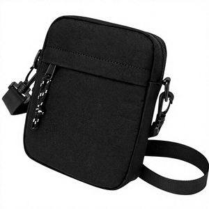 Sacs à bandoulière pour femmes, décontractés, sportifs, style messager, imperméables, type sac à dos en nylon pour la vente en gros - Product Image 4