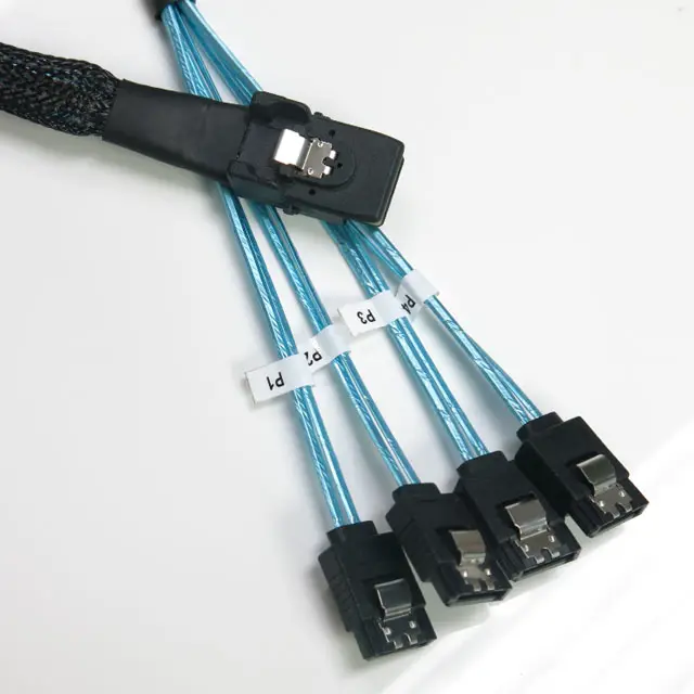 Câble de données de disque dur cible 1M Mini SAS 36P SFF-8087 à 4 SATA 7Pin 90 degrés