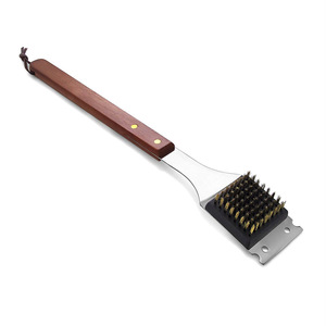 Juego de herramientas multifunción para barbacoa de acero inoxidable con mangos de madera, espátula, tenedor, pinzas y cepillo resistentes al calor - Accesorios portátiles para parrilla - Product Image 2