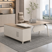 Bureau de direction en L de style nordique haut de gamme avec meuble de rangement et pieds en métal pour PDG, directeur, espace de travail moderne