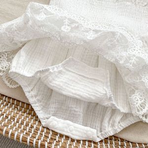 ربطة رأس صيفية ناعمة من القطن السادة للفتيات الصغيرات ، ربطة رأس بيضاء بحمالات للتعميد من عمر 0-2 سنة - Product Image 5