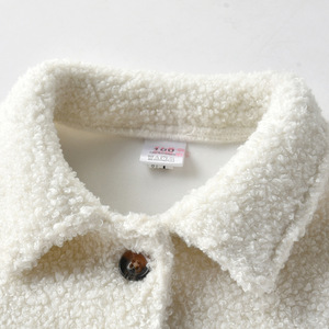 Vêtements d'hiver en gros pour enfants, manteaux blancs de marque pour bébés filles avec doublure en polaire de Chine - Product Image 2