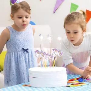 Decoraciones de Pastel de Unicornio con Palillos y Banderines Recortados para Fiestas Infantiles de 3 a 6 Años, Estilo de Corte en Plástico - Product Image 3