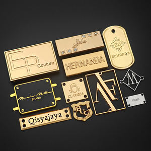 Sac d'accessoires pour vêtements Hijab gravé en or Abaya Écharpe Chaussures Logo de marque personnalisé Étiquette de marque en métal pour vêtements Vêtements - Product Image 1