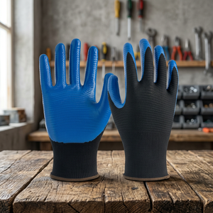 Gants de travail Gekko en polyester à texture écaille de poisson, bleus, enduits de nitrile, antidérapants, résistants à l'abrasion, avec poignet tricoté, 10 mil - Product Image 6