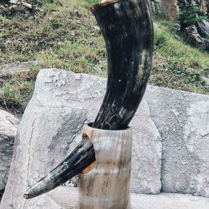 Cornes à bière écologiques de style animal Viking, cornes de buffle organiques, articles à boire, personnalisation de la marque pour les acheteurs B2B mondiaux, fabrication artisanale en Inde - Product Image 1