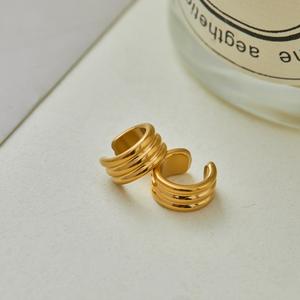 Pendientes geométricos europeos y americanos de titanio sin perforación, tipo barra, que no se desvanecen. Gancho para la oreja de acero inoxidable. - Product Image 3