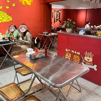 Tables et chaises de restaurant pour snack-bars, design pliable, rangement rapide, ensembles de tables à manger résistantes aux rayures et aux taches