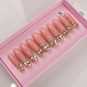 Lot de 10 <span class=keywords><strong>faux</strong></span> <span class=keywords><strong>ongles</strong></span> artificiels de tailles variées, 100 % faits à la main, à presser, forme cercueil <span class=keywords><strong>fantaisie</strong></span>, design 3D pour doigts - Product Image 5