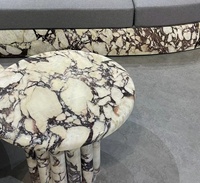Petite table ronde de salon, bord arrondi, calacata, viola, table d'appoint en marbre