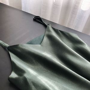 Mode haute qualité élégante femmes <span class=keywords><strong>robe</strong></span> été Spaghetti Satin longue femme <span class=keywords><strong>robe</strong></span> <span class=keywords><strong>très</strong></span> doux lisse <span class=keywords><strong>Sexy</strong></span> Slip <span class=keywords><strong>robe</strong></span> - Product Image 6