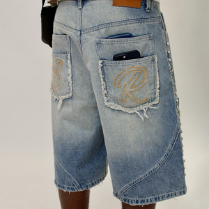 Pantalones Cortos de Mezclilla 100% Algodón Personalizados con Pedrería, Bordados y Apliques, Estilo Cargo/Carpintero, Fabricados por Expertos - Product Image 2