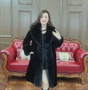 Nouveau <span class=keywords><strong>Manteau</strong></span> <span class=keywords><strong>Long</strong></span> en Peau de Mouton de Fourrure Tendance pour <span class=keywords><strong>Femme</strong></span>, Qualité Supérieure, <span class=keywords><strong>Grande</strong></span> <span class=keywords><strong>Taille</strong></span>, Chaud <span class=keywords><strong>Hiver</strong></span>, Fabricant de Manteaux à Tempérament - Product Image 5