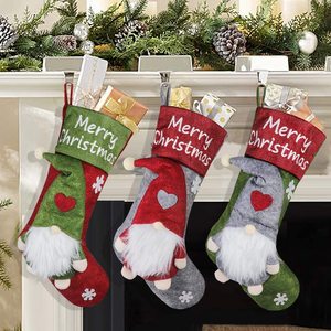 Kit Calza di Natale <span class=keywords><strong>in</strong></span> <span class=keywords><strong>Feltro</strong></span> di Lino Morbido e Resistente con Paillettes Ricamate e Gnomo <span class=keywords><strong>in</strong></span> Peluche per Decorazioni Domestiche - Product Image 3
