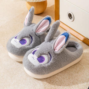 Pantuflas de gamuza suave de alta gama, aptas para uso en interiores y exteriores, pantuflas de invierno para mujer, cómodas y afelpadas, con función antideslizante. - Product Image 5