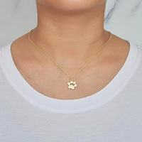 En gros Personnalisé En Acier Inoxydable Mignon Gravé Blanc Nom D'animal De Compagnie Chien Patte Impression Charme Pendentif Mémoire Bijoux Collier pour Femmes
