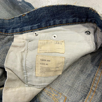 Pantalon de jean classique délavé à l'acide OEM éclaboussures de peinture déchirée par des éclaboussures Streetwear à moustaches Broderie vintage Prix compétitif