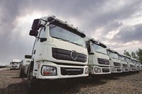 Camion de fret L3000 4x2, véhicule utilitaire moyen pour la livraison de marchandises générales en ville et entre villes
