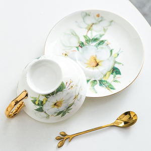 Taza de porcelana blanca espresso capuchino con borde dorado de lujo personalizada, platillo, tazas florales de cerámica turca árabe, juego de tazas de café y té - Product Image 3