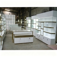 Vitrines de Présentation de Bijoux, Conception Complète de Magasin, Fabrication Personnalisée OEM