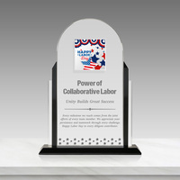 Plaque de reconnaissance en cristal double couche Noble, trophée personnalisé en verre K9 avec pendentif suspendu, cadeau moderne pour le bureau et la maison