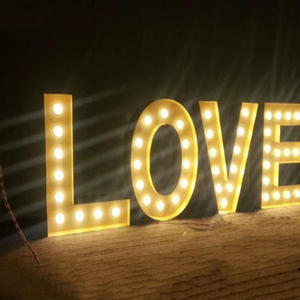 Letreros Decorativos de Lujo Acrílicos con Diodos Emisores de Luz 3D de Gran Tamaño Personalizados, Adecuados para Centros Comerciales - Product Image 5