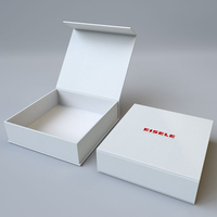Boîte cadeau de luxe avec logo personnalisé en relief, fermeture magnétique, boîte en papier rigide pour cadeaux de mariage, taille personnalisable