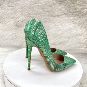<span class=keywords><strong>Scarpe</strong></span> con <span class=keywords><strong>tacco</strong></span> alto in PU verde e suola in gomma, a punta e scollo basso, per il commercio all'ingrosso transfrontaliero - Product Image 6