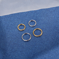 Anneau de nez segmenté personnalisé en titane ASTM F136 plaqué or, bijou de piercing pour le nez