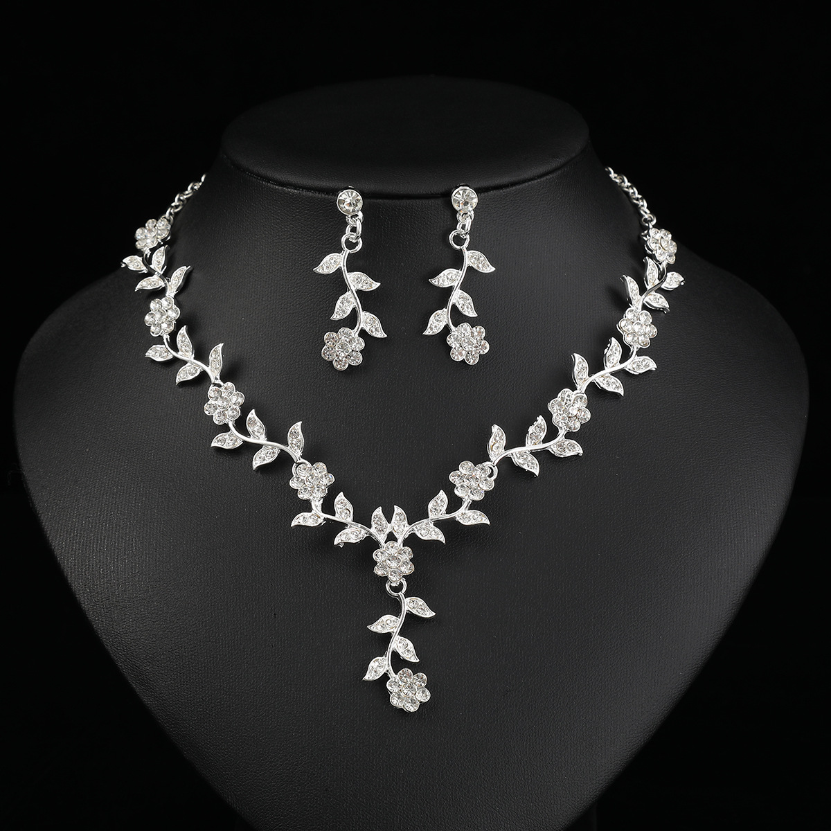 Amazing jewelry様 ZC092 Fashion Jewelry Set - Elegant Rhinestone Earrings