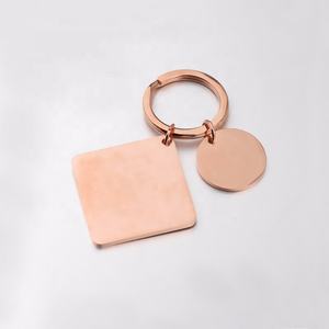 Porte-clés <span class=keywords><strong>en</strong></span> acier inoxydable à graver sur mesure Porte-clés <span class=keywords><strong>en</strong></span> métal tendance Logo laser <span class=keywords><strong>en</strong></span> or rose <span class=keywords><strong>argent</strong></span>é de forme circulaire carrée - Product Image 5