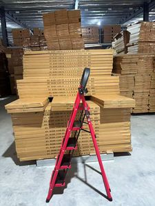 Scala Pieghevole Portatile a 3-4 Gradini DDP a Basso Costo, Scala in Acciaio di Alta Qualità - Product Image 2