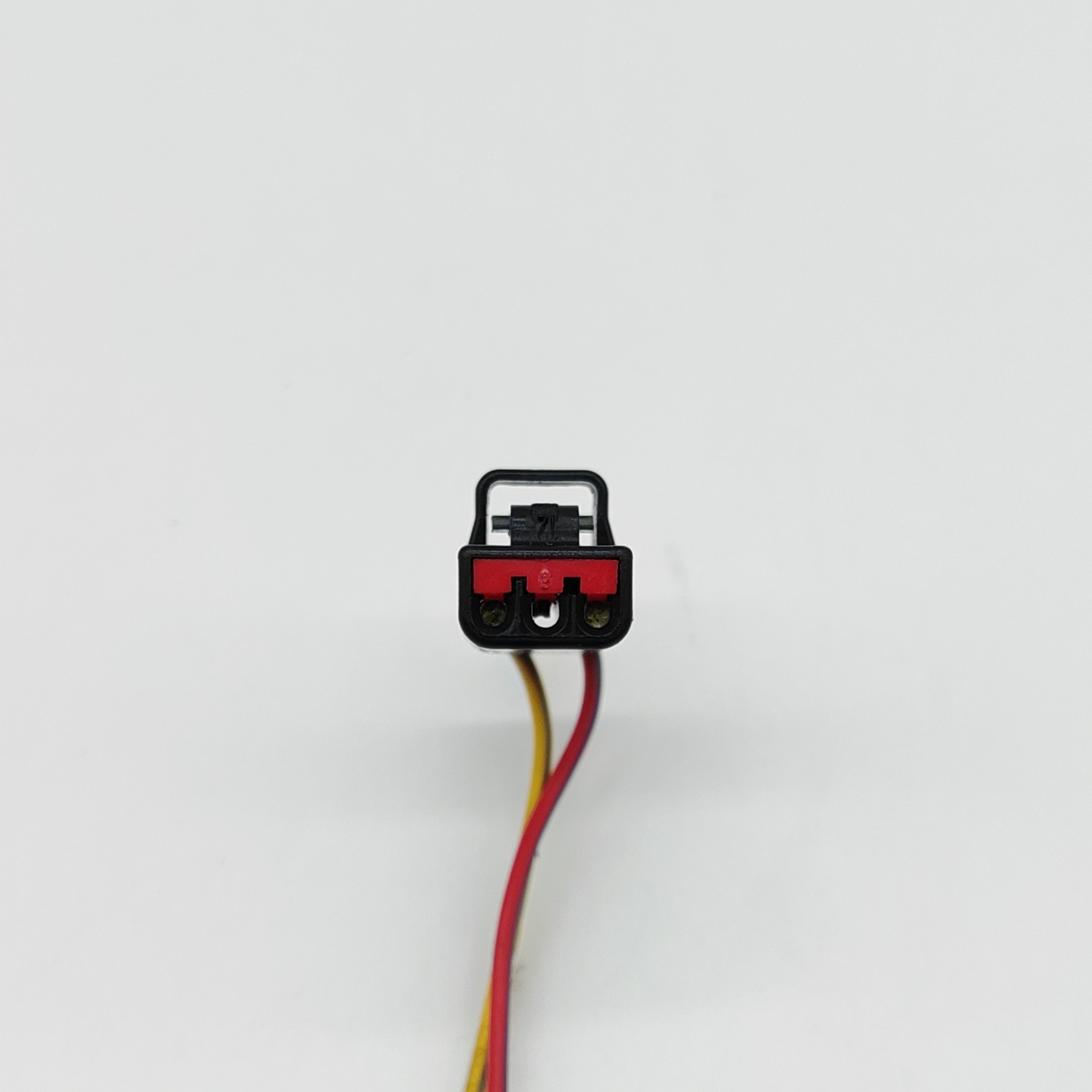 Automotive Waterproof Wire Harness Connector for Car Connector Plug 3-Pin Female CT3-0226M