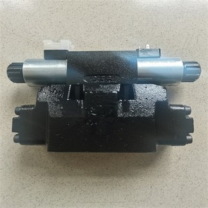 วาล์วปรับสัดส่วน Parker รุ่น D31FBE02EC4NJW010 ชิ้นส่วนไฮดรอลิกโลหะ - Product Image 1