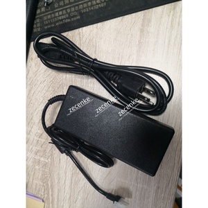 Adaptador de corriente universal Skynet - Product Image 3