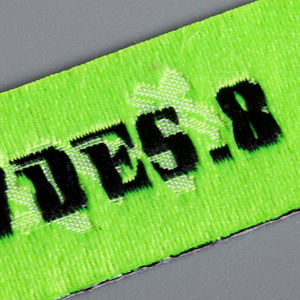 Etiqueta de nombre tejida interior <span class=keywords><strong>juvenil</strong></span> de 60mm personalizada con eslogan etiquetas de <span class=keywords><strong>ropa</strong></span> de borde cortado con láser para <span class=keywords><strong>ropa</strong></span> y prendas 2 Etiquetas tejidas CL - Product Image 2