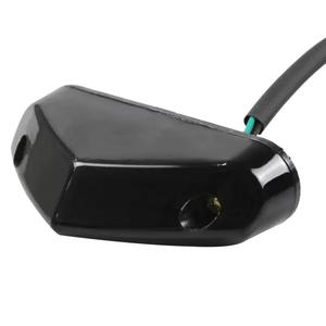 Luz Trasera LED Modificada para Motocicletas, Luz de Freno para Vehículos Todoterreno con Luz de Señal de Advertencia, Producto para Sistemas de Carrocería - Product Image 3
