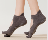 Chaussettes de yoga avec bord élastique antidérapant à cinq doigts, chaussettes de sport pour Pilates