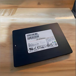 ส่วนลดภายในแบบแบ่งระดับ Mzilg15Thbla-00A07 15.36Tb PCIe 24Gbps SSD รองรับเซิร์ฟเวอร์แบบพอร์ตคู่ ขนาด 2.5 นิ้ว ความเร็วสูง - Product Image 4