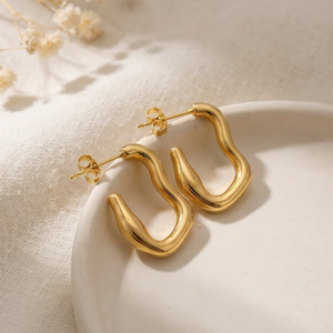 Pendientes de Aro Irregulares Minimalistas de Moda, Recién Llegados, Chapados en Oro de 18K, Acero Inoxidable 316L, Hipoalergénicos, Resistentes al Deslustre - Product Image 4